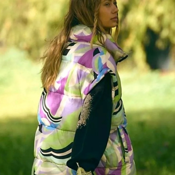 Free People Movement In A Bubble Printed Puffer Vest - Picture 3 of 11
